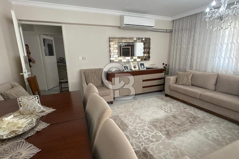 İZMİR KARŞIYAKA DEDEBAŞI'NDA MERKEZİ KONUMDA SATILIK 3+1 DAİRE