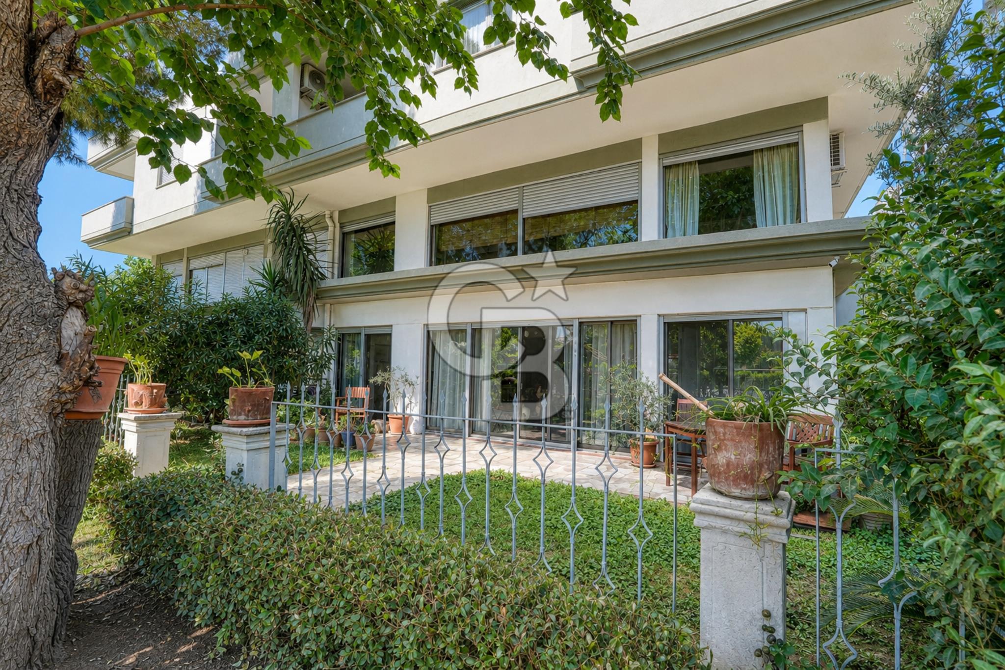 BOSTANLI DEREBOYUNDA VİLLA TADINDA SATILIK 3+1 DUBLEKS DAİRE