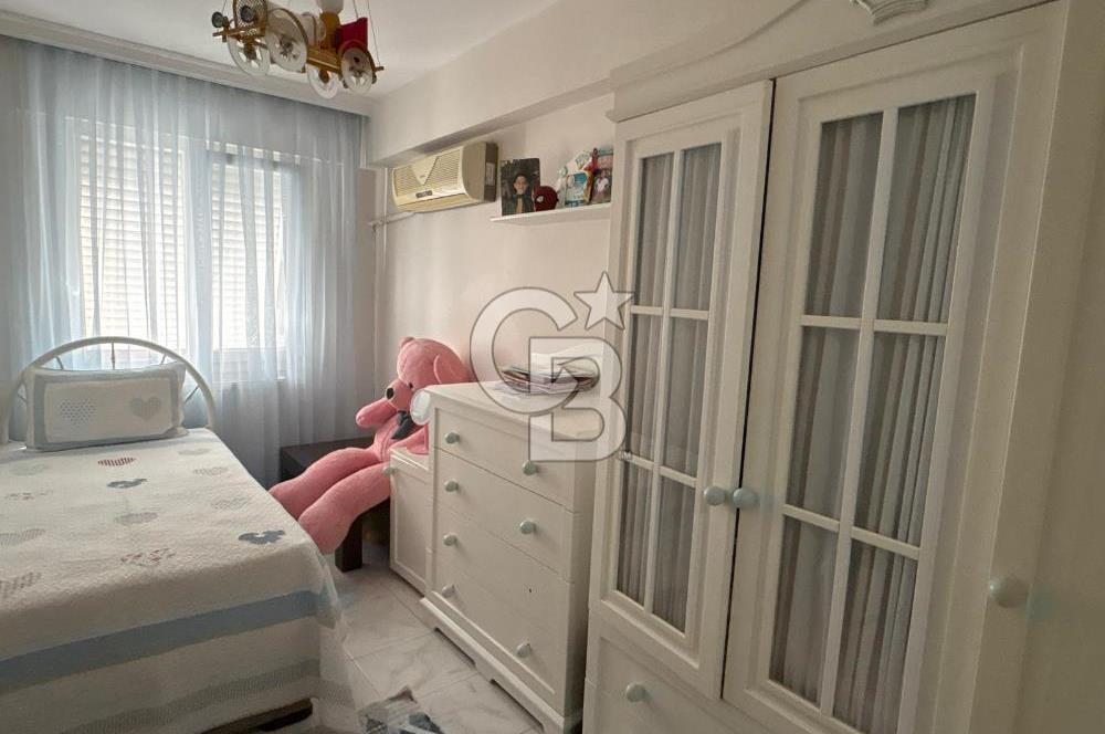 İZMİR KARŞIYAKA DEDEBAŞI'NDA MERKEZİ KONUMDA SATILIK 3+1 DAİRE