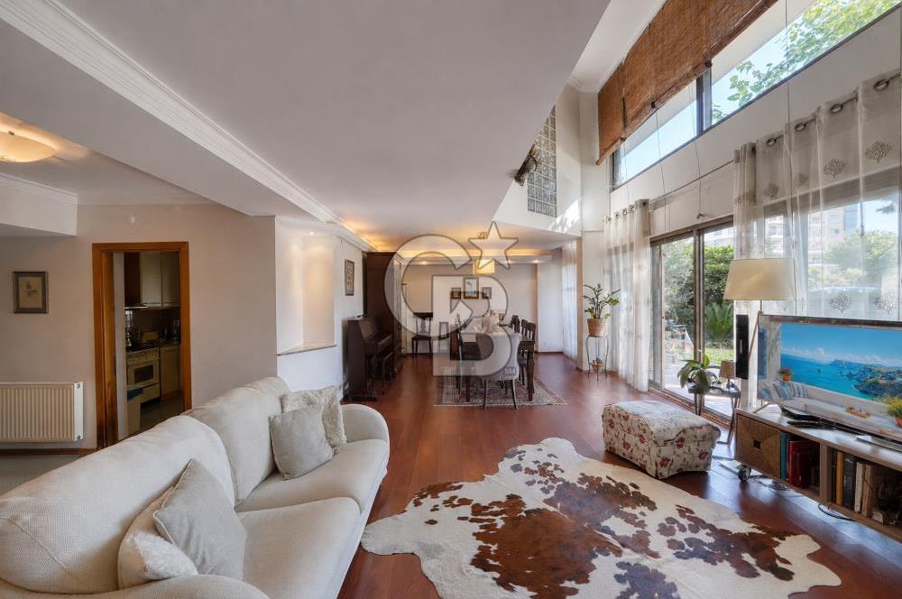 BOSTANLI DEREBOYUNDA VİLLA TADINDA SATILIK 3+1 DUBLEKS DAİRE