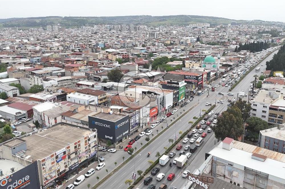 Yeşillik Caddesi 10m Cepheli Komple Kiralık Bina