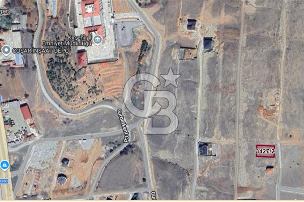 Kırşehir Merkezde, Ulaşım Aksında ve Emniyet Müdürlüğü Yakınında Fırsat Arsa