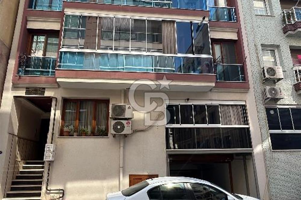 KARŞIYAKA ŞEMİKLER'DE ASANSÖRLÜ, OTOPARKLI, EBEVEYN BANYOLU 3+1