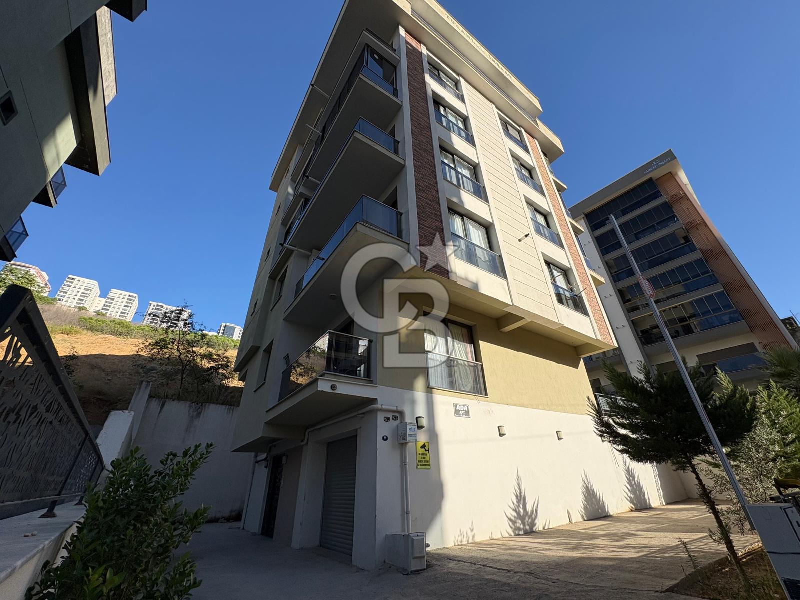 BAYRAKLI KÖRFEZ MAH SATILIK MEMUR KİRACILI 2+1 DAİRE 