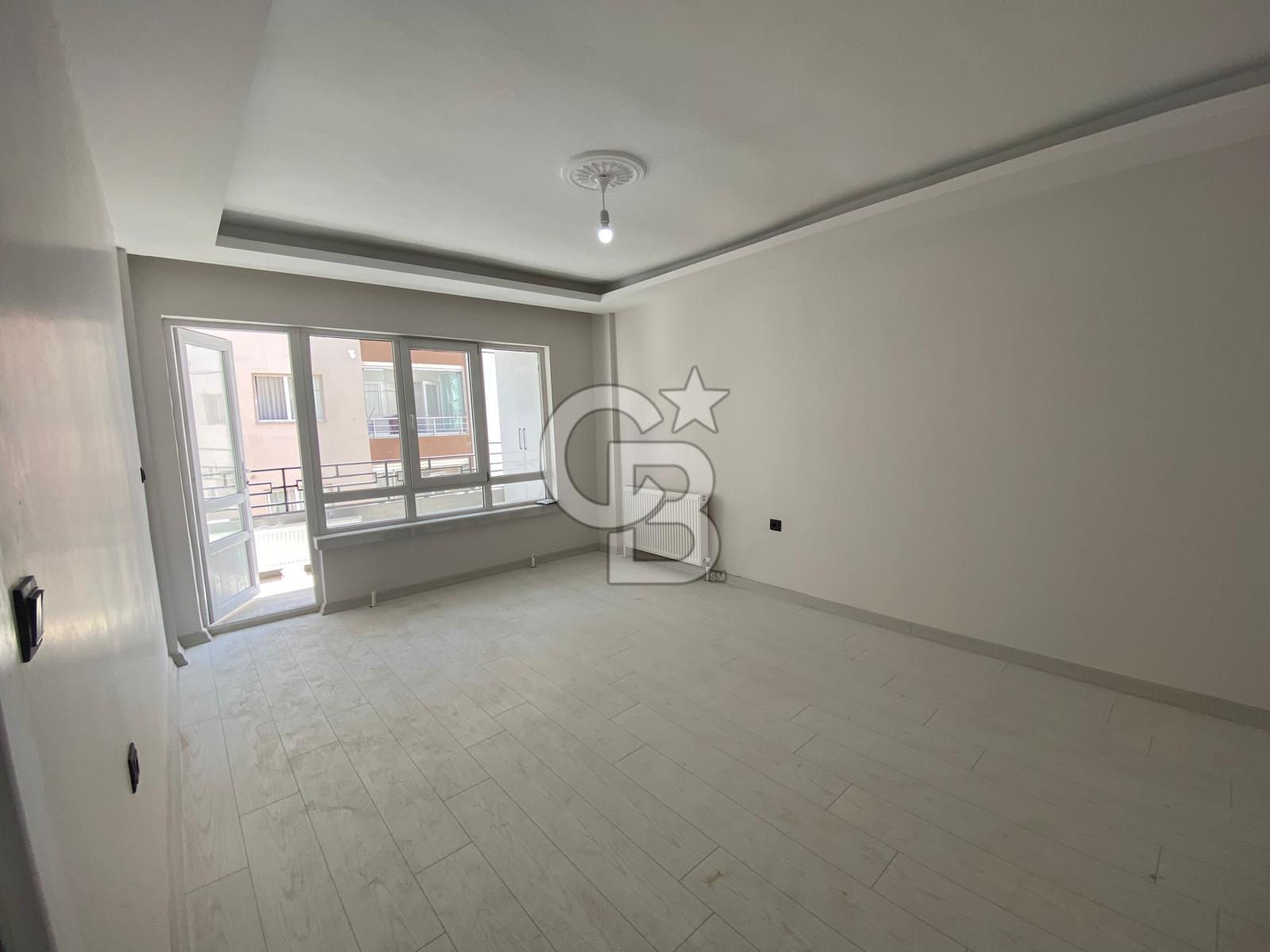 Şeker Mahallesi'nde Yenilenmiş 2+1 Kiralık Daire, 100m² 
