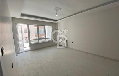 Şeker Mahallesi'nde Yenilenmiş 2+1 Kiralık Daire, 100m² 