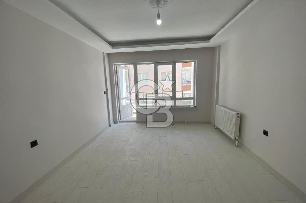 Şeker Mahallesi'nde Yenilenmiş 2+1 Kiralık Daire, 100m² 