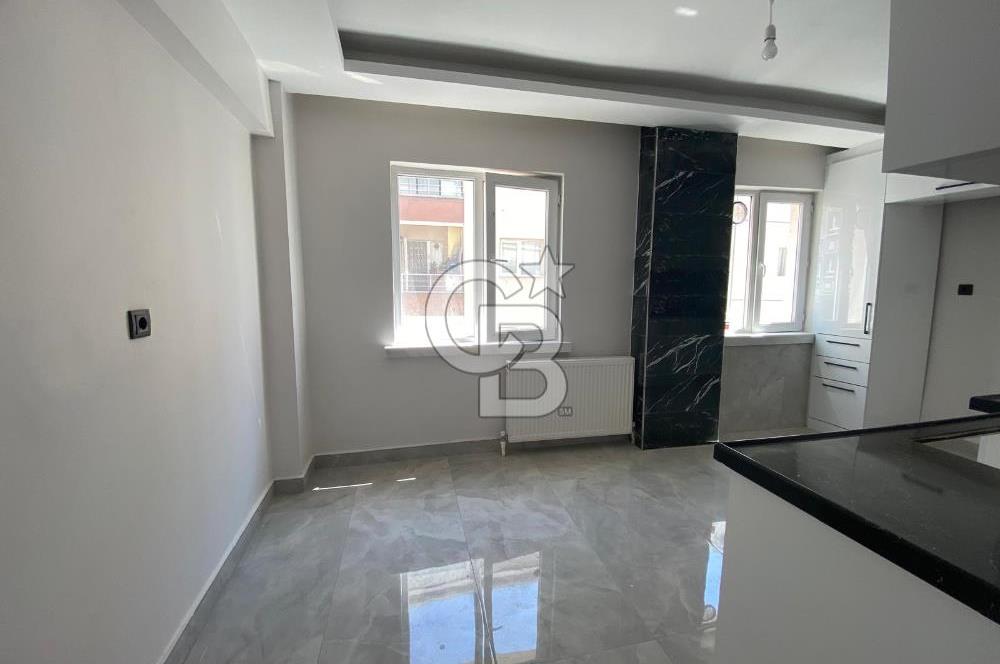 Şeker Mahallesi'nde Yenilenmiş 2+1 Kiralık Daire, 100m² 