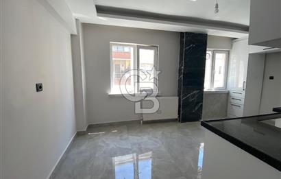 Şeker Mahallesi'nde Yenilenmiş 2+1 Kiralık Daire, 100m² 