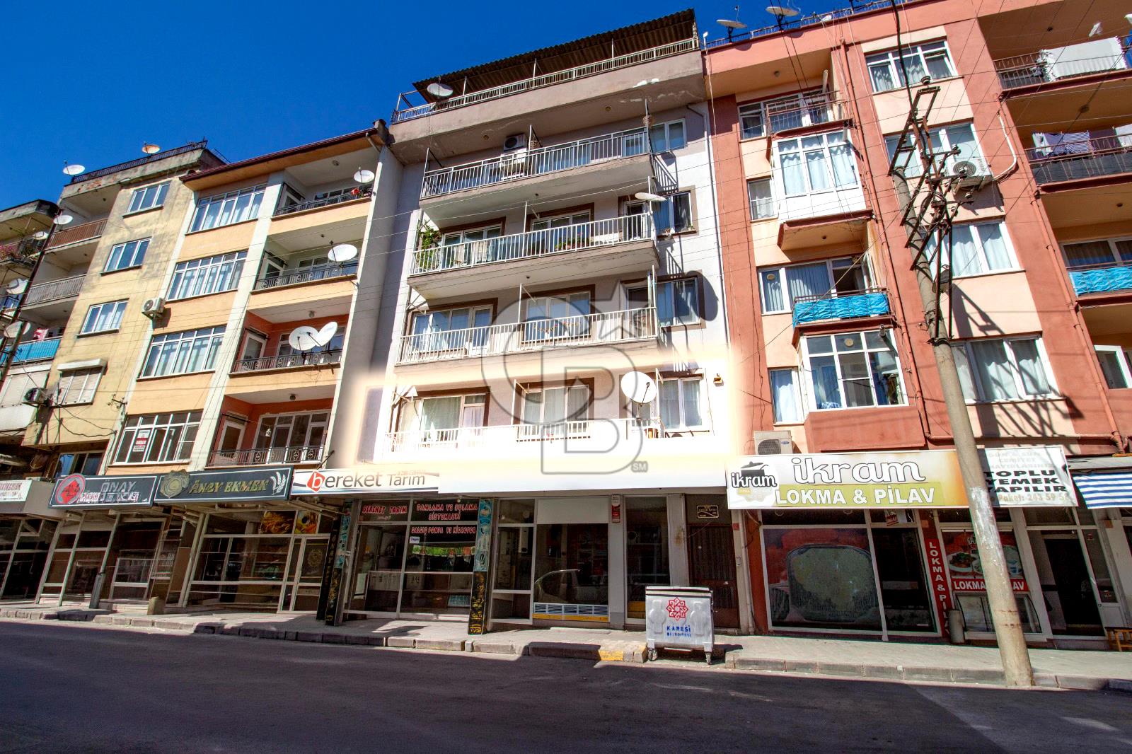 CB EAGLE'DAN 3+1 160m² SATILIK CADDE ÜZERİ SATILIK DAİRE