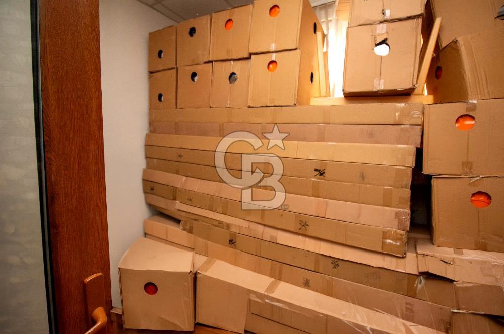 CB EAGLE'DAN TARLABAŞI CAD. ÜZERİ SATILIK 65m² İŞ YERİ