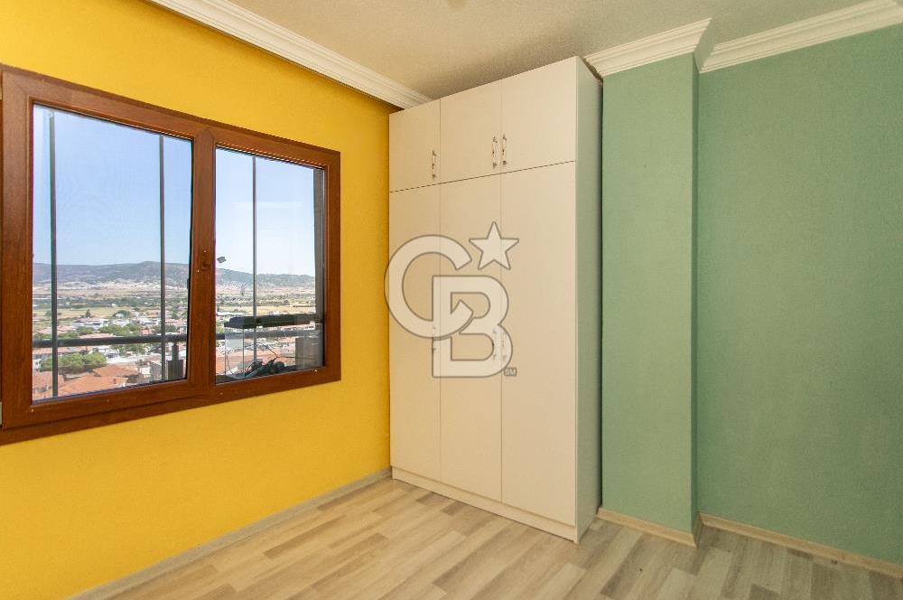 Foça Bağarası Kazım Dirik Mah. Satılık 2+1 Daire