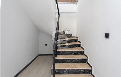 Foça Bağarası Kazım Dirik Mah. Satılık 2+1 Dubleks Daire