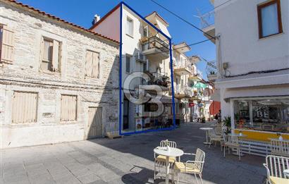 Foça Fevzipaşa Mah. Çarşı İçerisinde Satılık 2+1 Daire