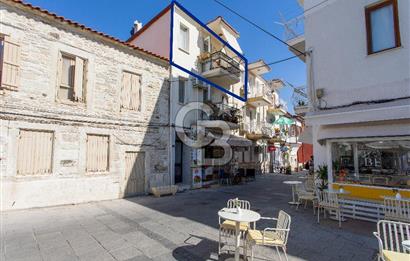 Foça Fevzipaşa Mah. Çarşı İçerisinde Satılık 2+1 Daire