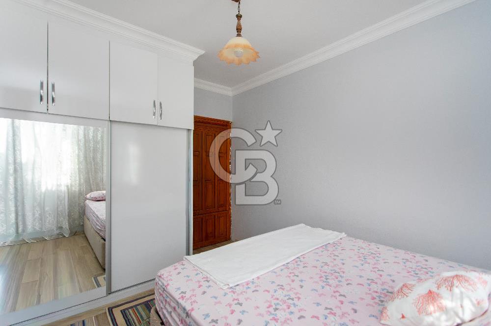 Foça Atatürk Mah. Satılık 2+1 Ara Kat Daire