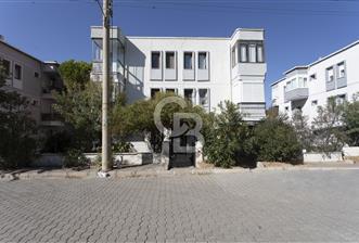 Foça Atatürk Mah. Satılık 2+1 Ara Kat Daire - 1 - 371915