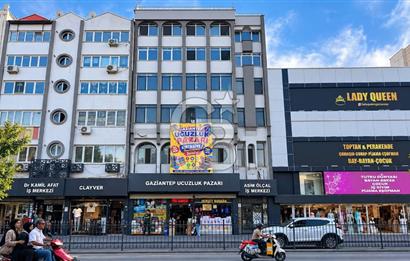 ŞAHİNBEY HÜRRİYET CADDESİNDE KOMPLE SATILIK İŞ MERKEZİ