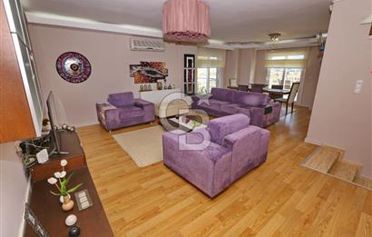 Urla Zeytinalanı Doğa Manzaralı Müstakil Triplek Villa!