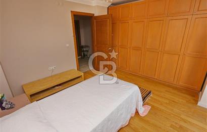 Urla Zeytinalanı Doğa Manzaralı Müstakil Triplek Villa!