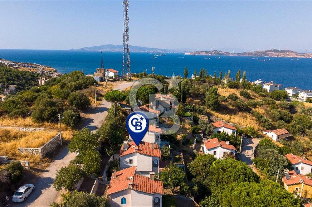 Yenifoça Donatkent'te Satılık 3+1 Deniz Manzaralı Müstakil Villa