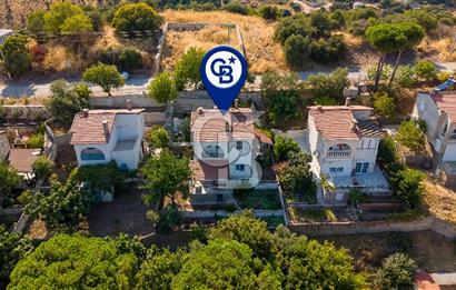 Yenifoça Donatkent'te Satılık 3+1 Deniz Manzaralı Müstakil Villa