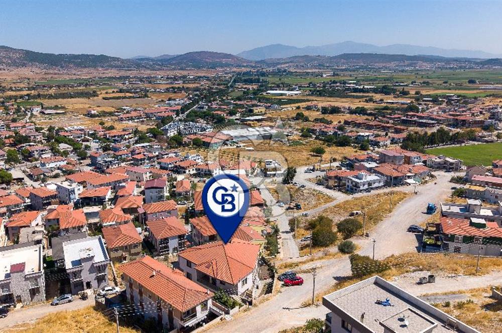 Foça Bağarası Kazım Dirik Mah. Satılık 2+1 Daire