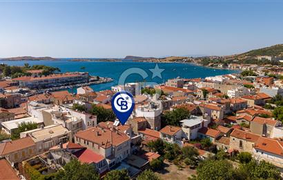 Foça Fevzipaşa Mah. Çarşı İçerisinde Satılık 2+1 Daire