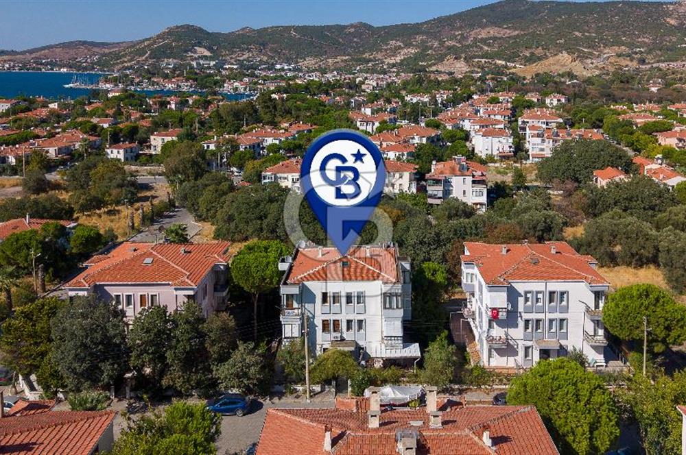 Foça Atatürk Mah. Satılık 2+1 Ara Kat Daire