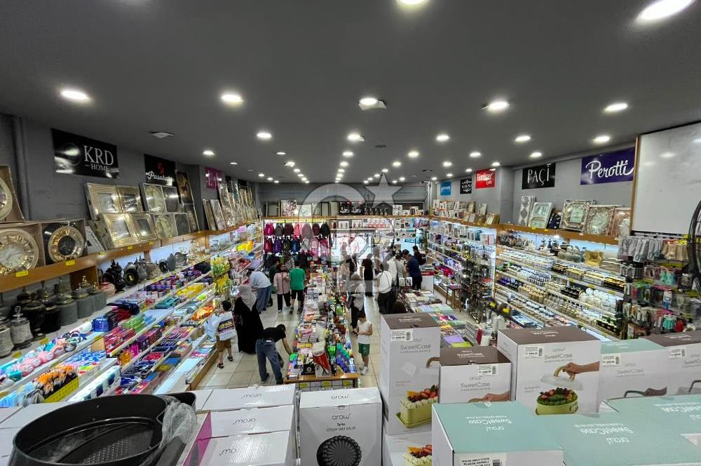 ŞAHİNBEY HÜRRİYET CADDESİNDE KOMPLE SATILIK İŞ MERKEZİ