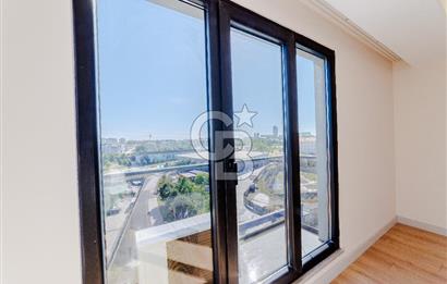 BAYRAMPAŞA BİRLİK LİFE 61.5 SATILIK 2+1 DAİRE BÜYÜK TİP ÖN CEPHE