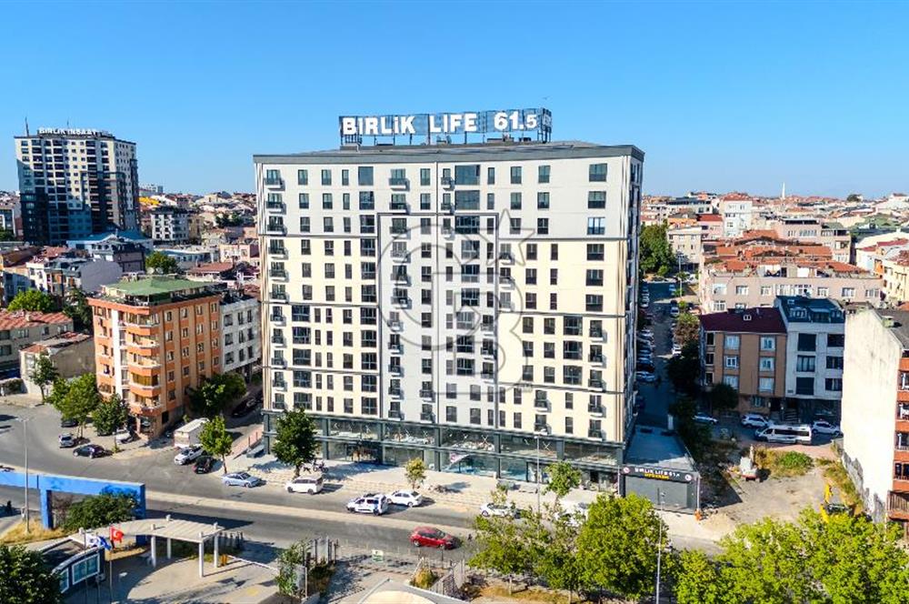 BAYRAMPAŞA BİRLİK LİFE 61.5 SATILIK 2+1 DAİRE BÜYÜK TİP ÖN CEPHE