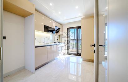 BAYRAMPAŞA BİRLİK LİFE 61.5 SATILIK 2+1 DAİRE BÜYÜK TİP ÖN CEPHE