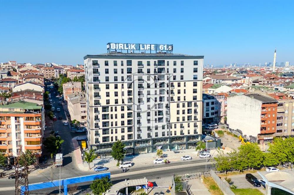 BAYRAMPAŞA BİRLİK LİFE 61.5 SATILIK 2+1 DAİRE BÜYÜK TİP ÖN CEPHE