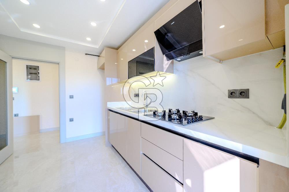 BAYRAMPAŞA BİRLİK LİFE 61.5 SATILIK 2+1 DAİRE BÜYÜK TİP ÖN CEPHE