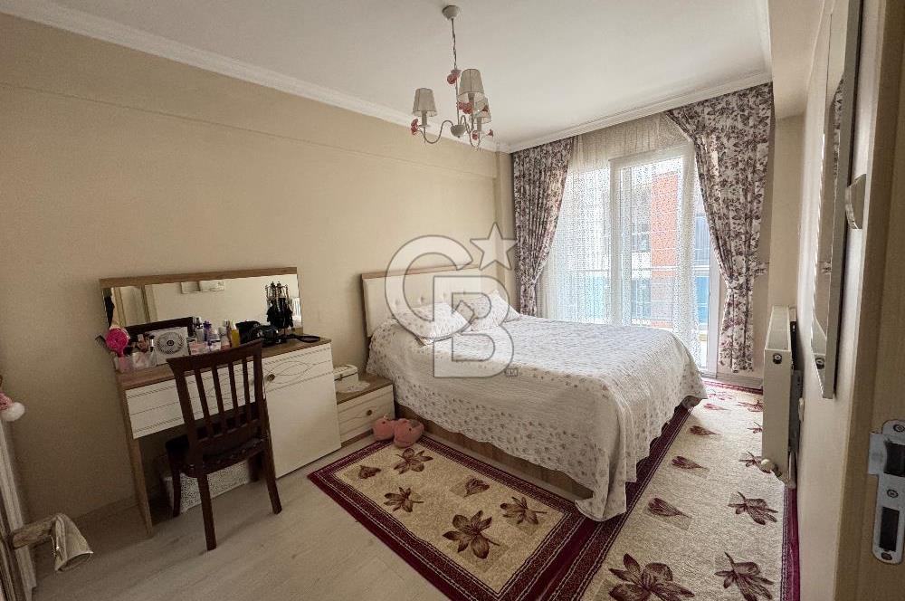 İzmir Karabağlar Esenlik'te Deniz Manzaralı 2+1 Daire