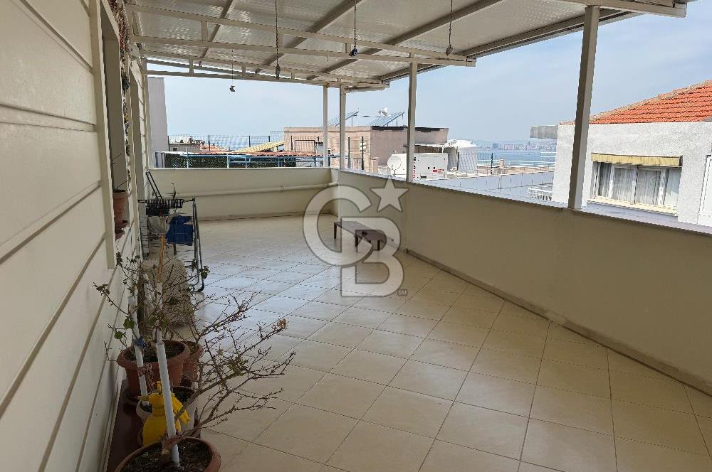 İzmir Karabağlar Esenlik'te Deniz Manzaralı 2+1 Daire