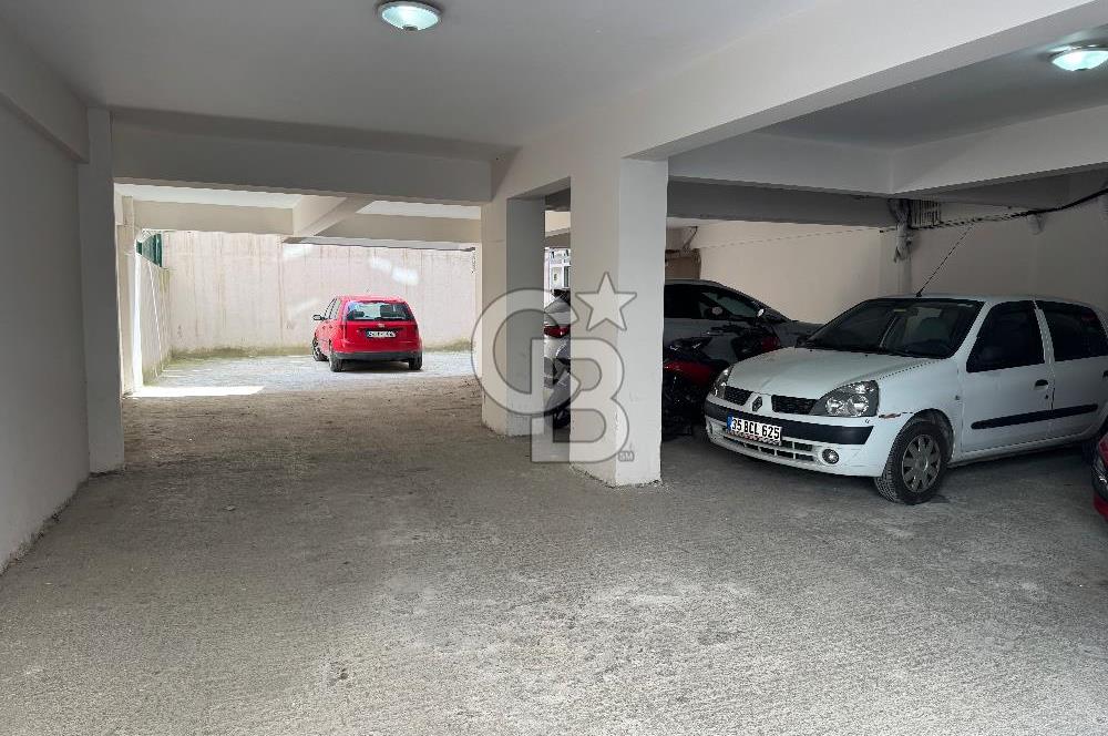 İzmir Karabağlar Esenlik'te Deniz Manzaralı 2+1 Daire