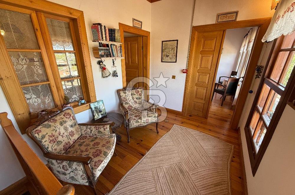 ŞİRİNCEDE 1800' LÜ YILLARDAN KALMA TARİHİ RUM EVİ | BUTİK OTEL