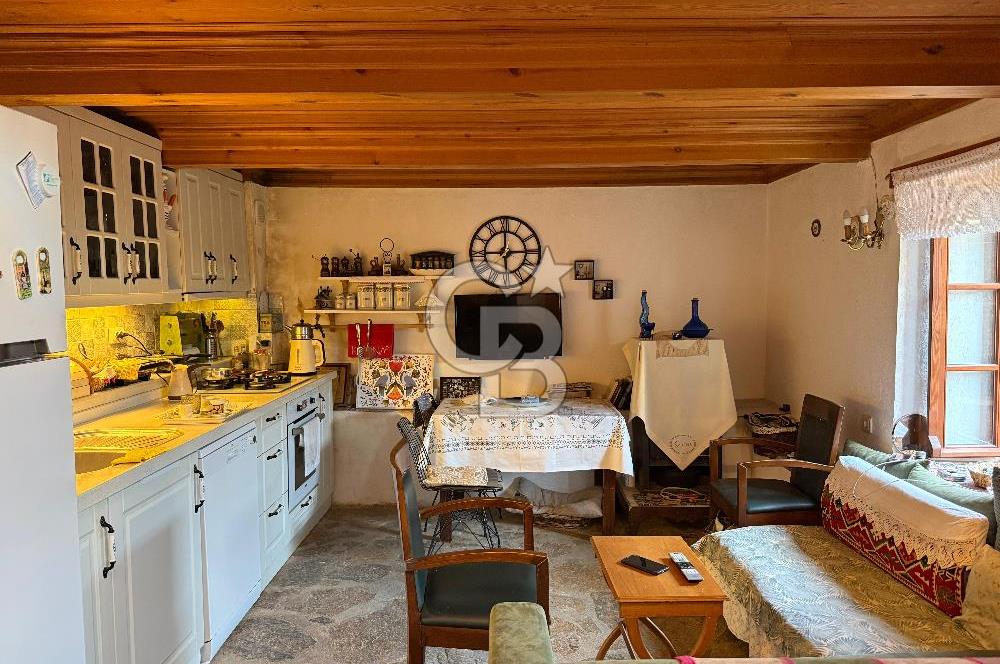 ŞİRİNCEDE 1800' LÜ YILLARDAN KALMA TARİHİ RUM EVİ | BUTİK OTEL