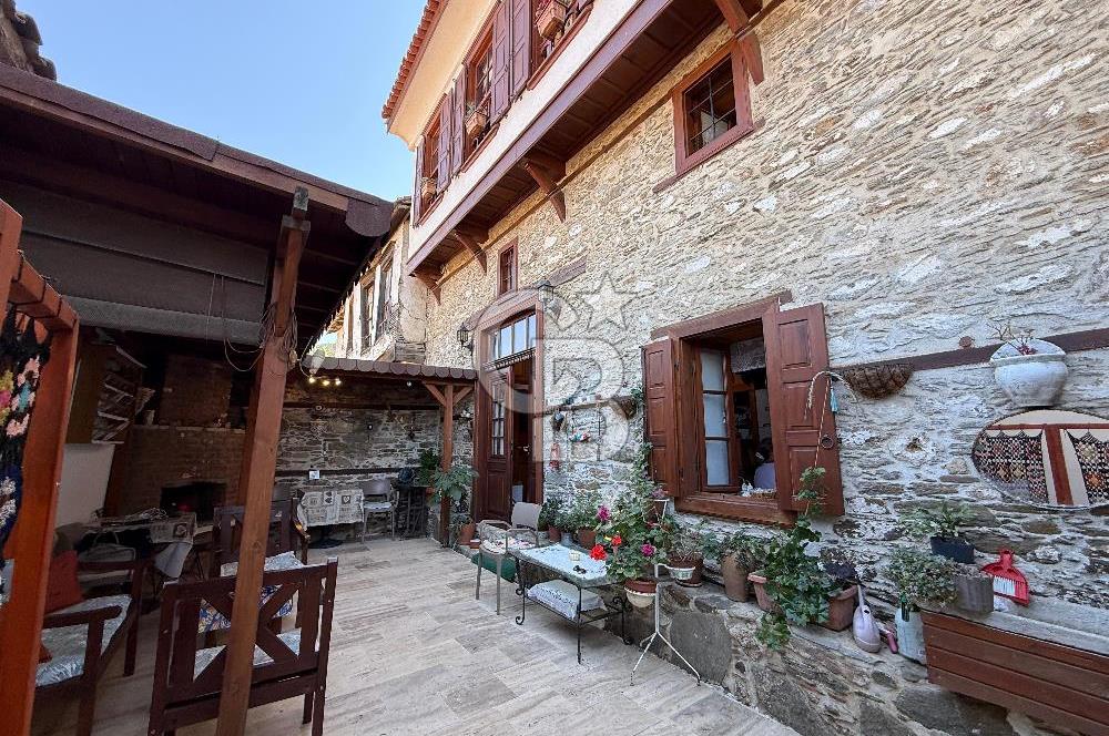 ŞİRİNCEDE 1800' LÜ YILLARDAN KALMA TARİHİ RUM EVİ | BUTİK OTEL