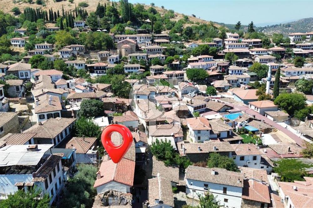 ŞİRİNCEDE 1800' LÜ YILLARDAN KALMA TARİHİ RUM EVİ | BUTİK OTEL