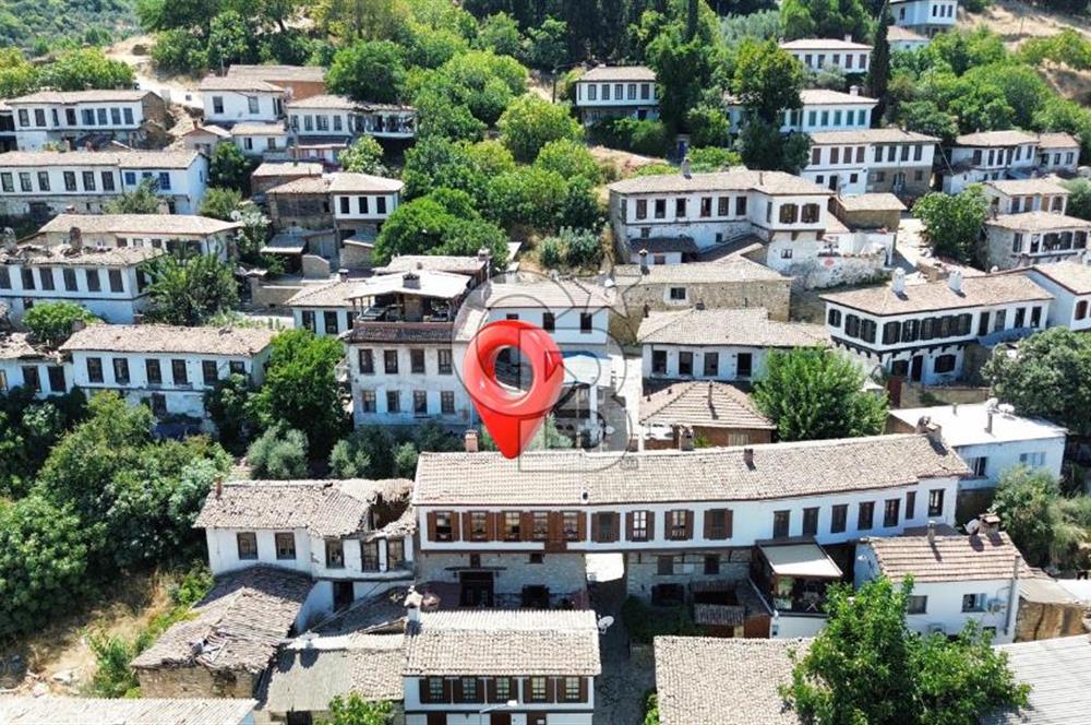 ŞİRİNCEDE 1800' LÜ YILLARDAN KALMA TARİHİ RUM EVİ | BUTİK OTEL