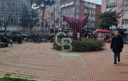 BAHARİYE CAD. ÜZERİ MODA MEYDANINA 50 MT. SATILIK FIRSAT DÜKKAN