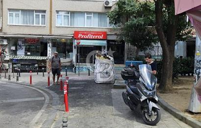 BAHARİYE CAD. ÜZERİ MODA MEYDANINA 50 MT. SATILIK FIRSAT DÜKKAN