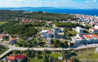 Urla Zeytinalanı Doğa Manzaralı Müstakil Triplek Villa!