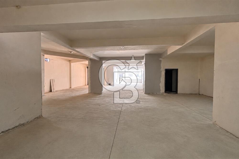Pendikte Zincir Markalara Uygun 533 m² Kiralık Dükkan