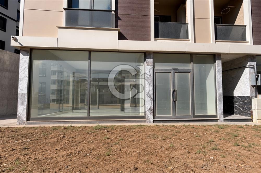 Pendikte Zincir Markalara Uygun 533 m² Kiralık Dükkan