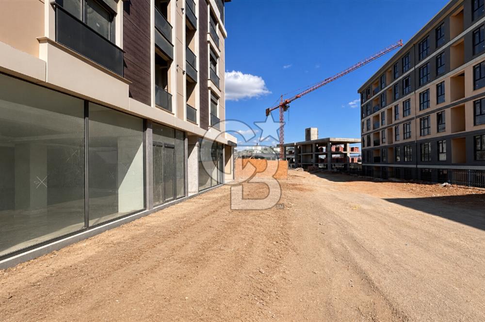 Pendikte Zincir Markalara Uygun 533 m² Kiralık Dükkan
