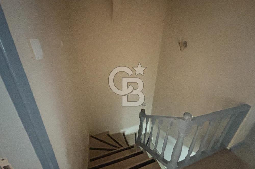 Yalı Mh.' sinde 3+1 Kiralık Zemin Dubleks
